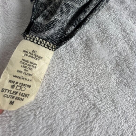 IC By Connie K Asymmetrical Tunic Top Medium Black & White Geometric Print USA - Picture 4 of 7